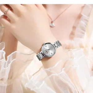 Curren 9106 Ladies Watch - Silver | Rovelle